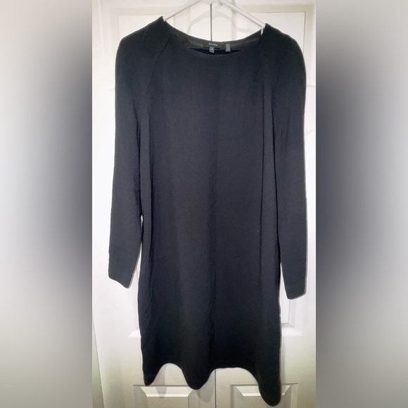 Theory Black Raglan Tie In Maxyne Crepe Long Sleeve Dress Pockets Size L EUC - Picture 1 of 10